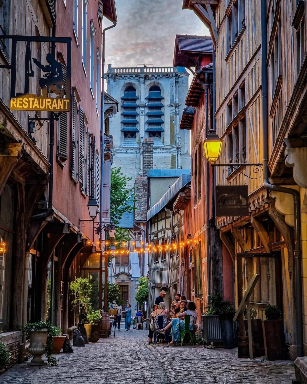 Le Sacre Troyes Leilighet Eksteriør bilde